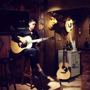 亚洲妓女毛耸耸撒尿
